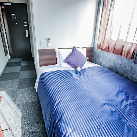Hotel Livemax Osaka Honmachi Экстерьер фото