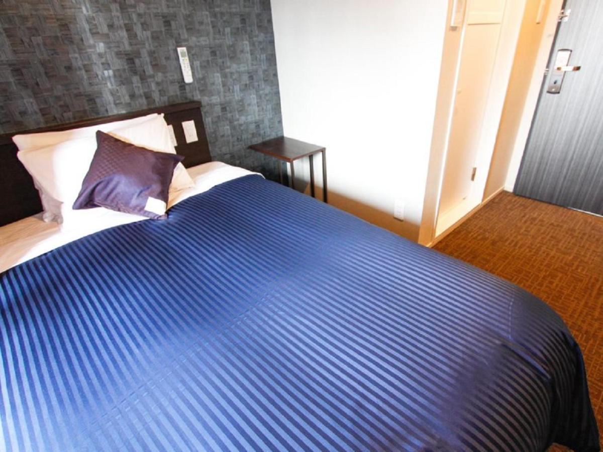 Hotel Livemax Osaka Honmachi Экстерьер фото